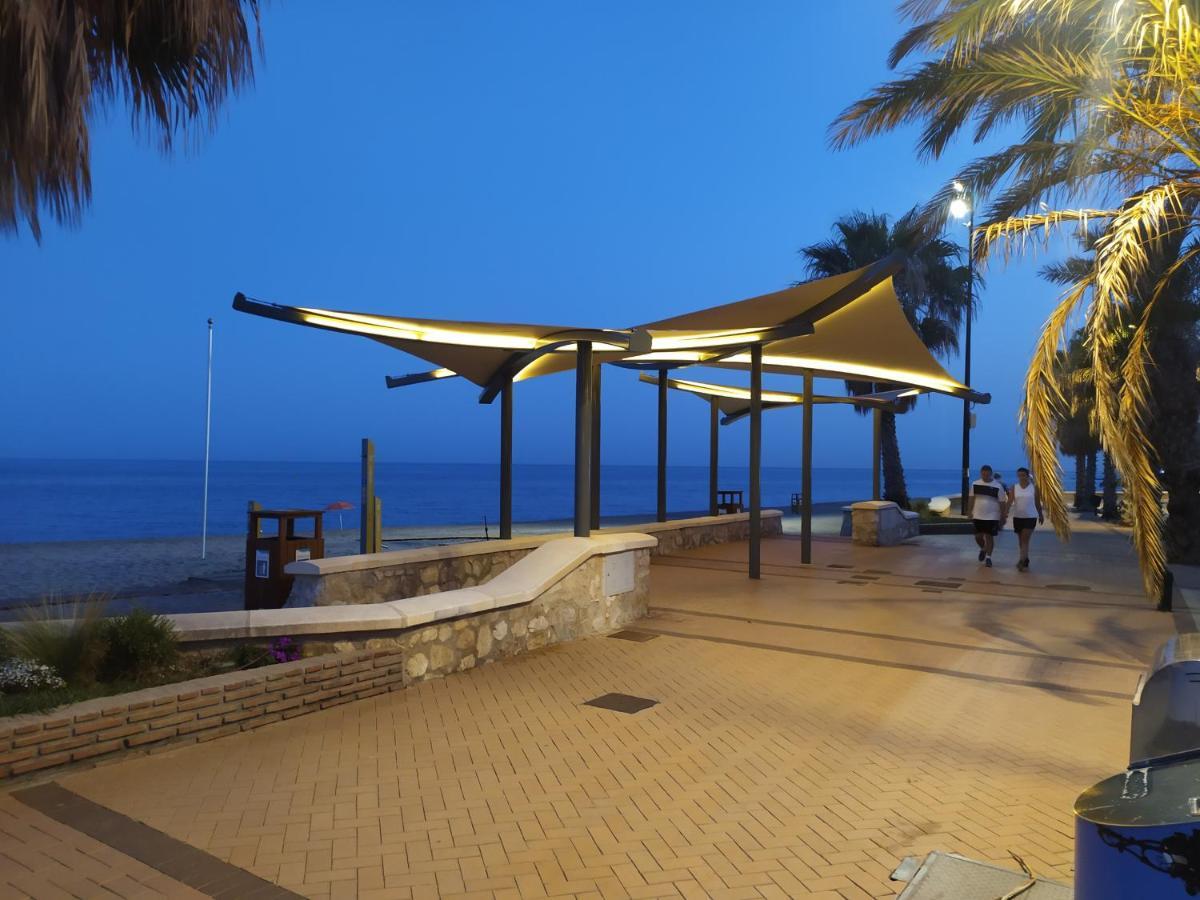 Apartamento Carvajal Beach Fuengirola Exterior photo